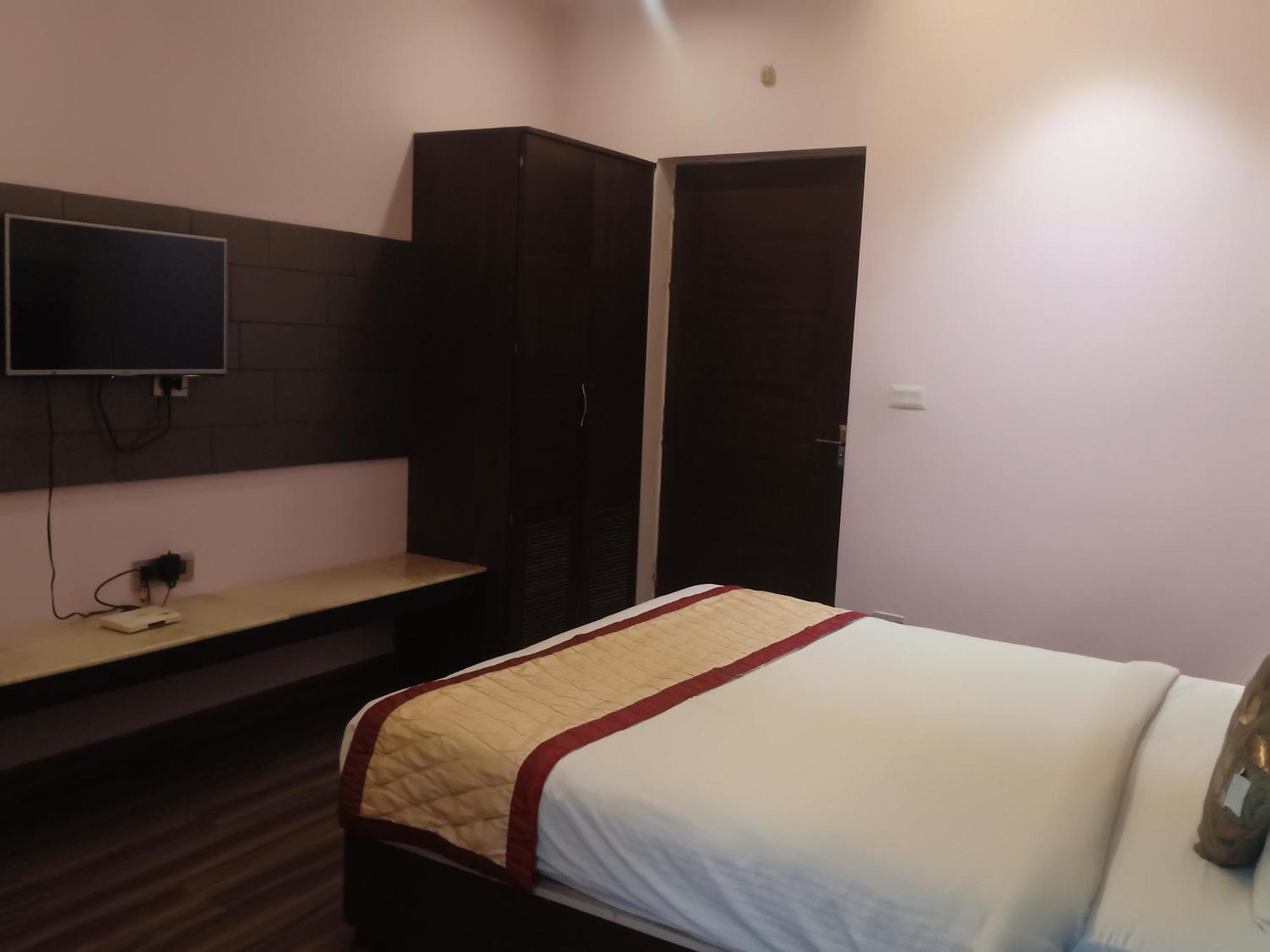 Hotel Rudra Vilas 아그라 외부 사진